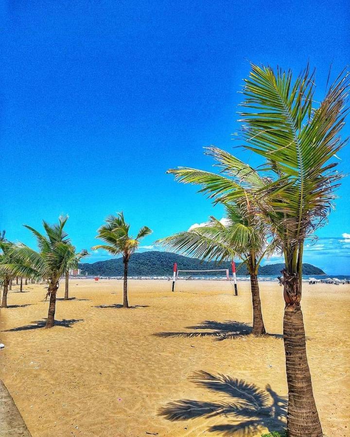 Holiday home Casa 14 Pessoas,5 Quadras Da Praia, 2 Vagas,wifi,ar Condicionado (adults Only)