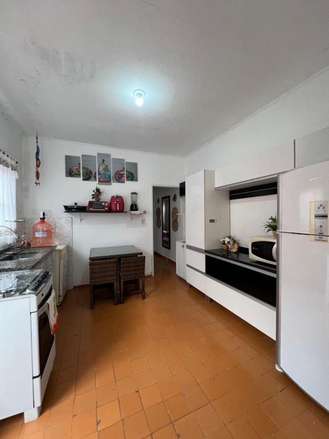 Holiday home Casa 14 Pessoas,5 Quadras Da Praia, 2 Vagas,wifi,ar Condicionado (adults Only)